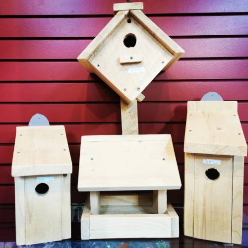 Doiron's - Bird houses & Bird Feeders